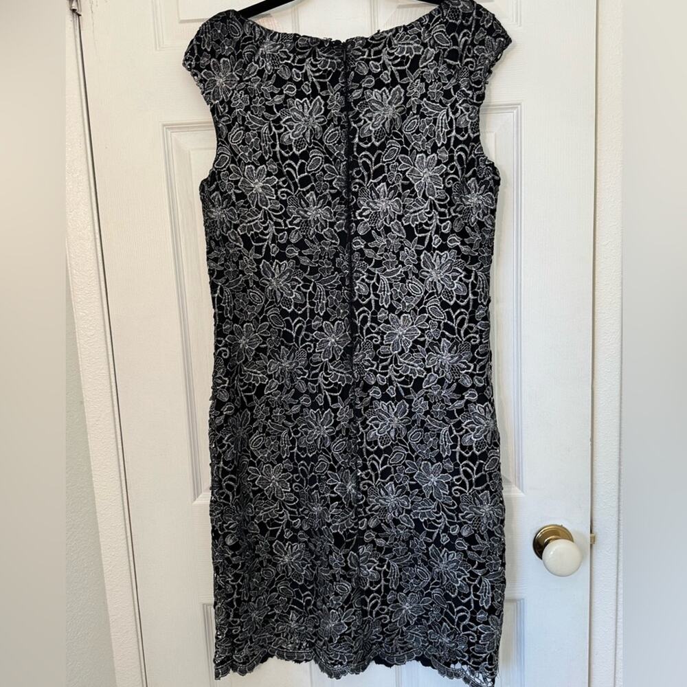 Lauren Ralph Lauren Black Silver Lace Sheath Cocktail Dress Size 12 - Picture 2 of 5